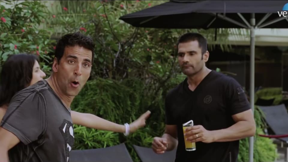 Actors Name Age Wiki Height Birth Place Career Details Baamulaiza De Dana Dan 2009 Charmboard De dana dan year : charmboard