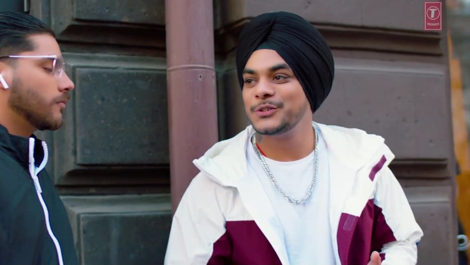 Kuwar Virk In White Tees Outfit Celebrity Clothing Charmboard Kuwar virk (born 21 october 1990) is an indian music director, singer, rapper, and songwriter from delhi, india. charmboard