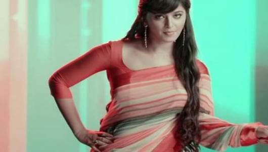 Anushka Shetty Celebrity Style In Yaen Ennai Video Yennai Arindhaal 2015 From Yaen Ennai Video Charmboard Bollywood, anushka shetty, photo, 4k, portrait, beauty, jewelry. saree