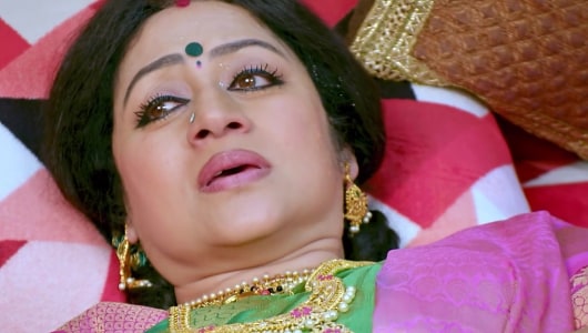 Vinaya Prasad - Celebrity Style in Paaru Episode 574, 2021 from Episode 574. | Charmboard