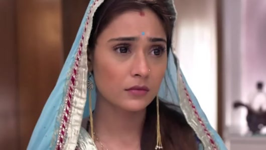 Sara Khan Celebrity Style In Wo Apna Sa Episode 330 2018 From Episode 330 Charmboard 4 years ago4 years ago. heels