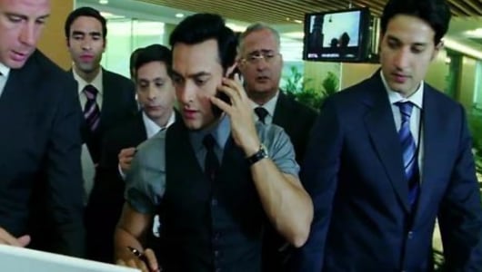 Aamir Khan Celebrity Style In Behka Ghajini 2008 From Behka Charmboard Aamir khan in ghajini movie. formalshirts