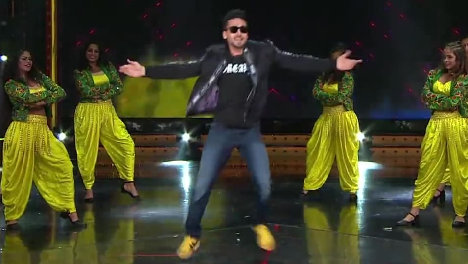 Tiger Shroff Celebrity Style In Tiger Shroff Entry Nach Baliye 9 2019 From Tiger Shroff Entry Charmboard Govinda is definitely everyone's hero no.1! charmboard
