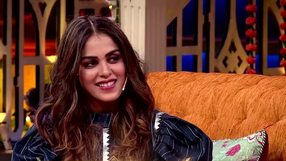 Celebrity Hairstyle of Genelia D Souza from BollywoodS Ideal Couple Grace  The Show Kapil Sharma Show, Set India, 2020 | Charmboard