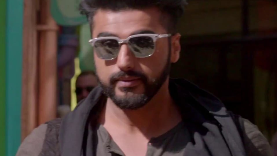 Arjun Kapoor Celebrity Style In Jatt Jaguar Mubarakan 2017 From Jatt Jaguar Charmboard Unlike their appearance (arjun kapoor in a double role), the brother's personalities are not identical. tees