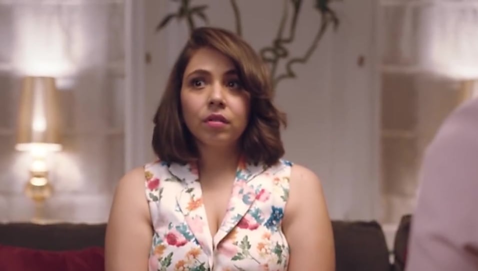 Get Maanvi Gagroo Beachy Wavy Bob Hairstyle In Four More Shots