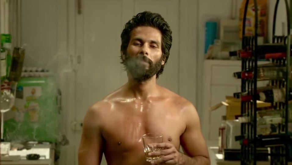 Celebrity Hairstyle Of Shahid Kapoor From Official Teaser Kabir Singh 2019 Charmboard Indian men's guide presents celebrity style breakdown for kabir singh movie. official teaser kabir singh 2019