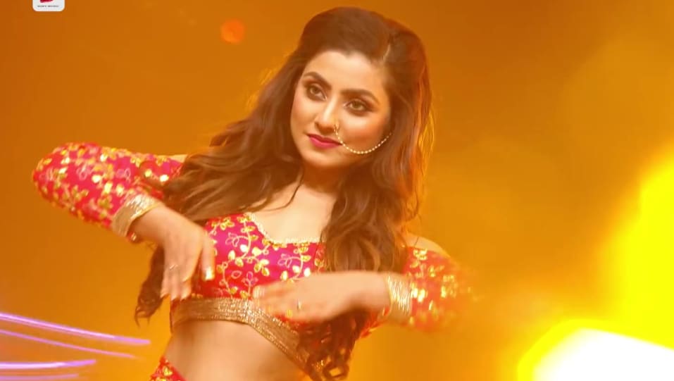Neha Marda Jewellery Accessories From Ep 4 The Dance Project Wedding Special Neha Marda 1313 Crew Team Naach Sony Music India 2018 Celebrity Jewellery Charmboard Neha marda net worth 2020, age, height, relationships, married, dating, family, wiki biography. ring