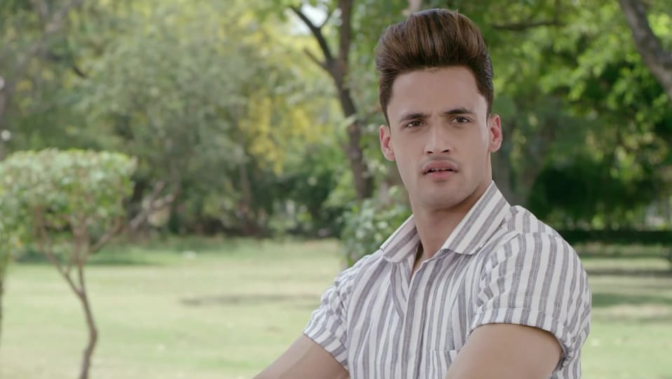 Celebrity Hairstyle of Asim Riaz from Teri Gali, single, 2020 | Charmboard