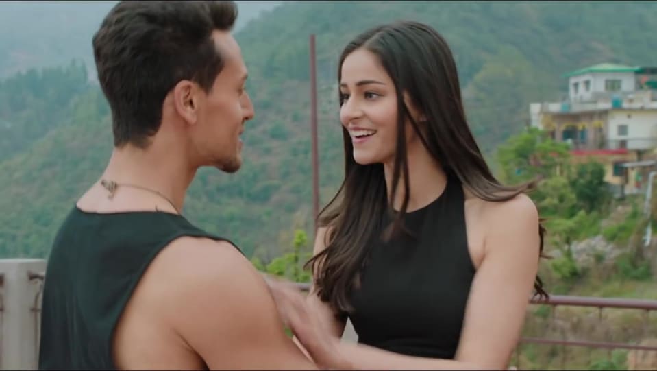 Celebrity Hairstyle Of Ananya Pandey From Fakira Student Of The Year 2 2019 Charmboard Student of the year 2 (2019). dress