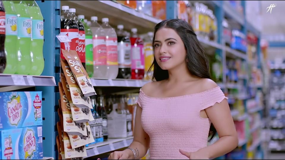 Simi Chahal Celebrity Style In Trailer Manje Bistre 2 2019 From Trailer Charmboard Manjebistre2 #newpunjabimovie2019 yeh movie hamare sikh brothers kai liye hai specialy plz watch full video manje bistre. tops