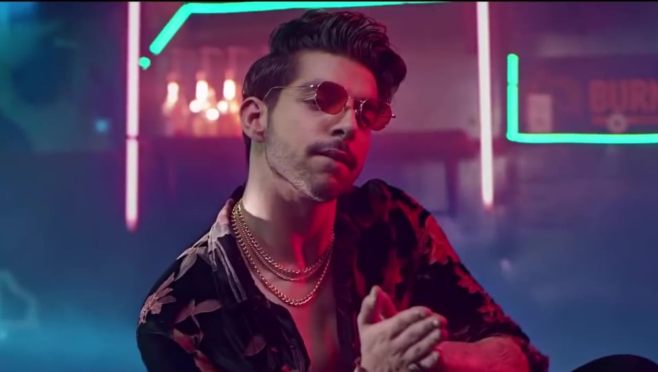 Actors Name Age Wiki Height Birth Place Career Details Killer Single 2019 Charmboard However abeer's parents pratap and kamini refuse to accept khushi. killer single 2019 charmboard