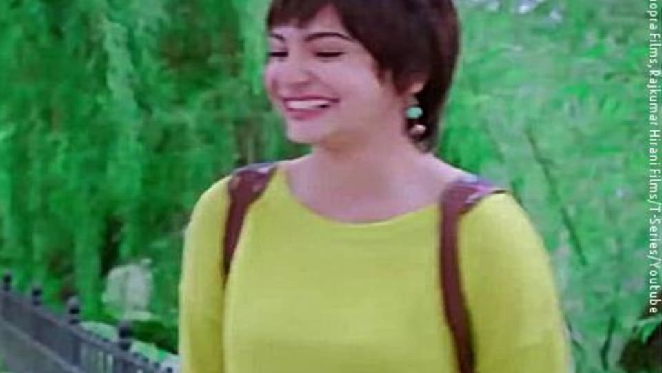 Anushka Sharma Celebrity Style In Char Kadam Pk 2014 From Char Kadam Charmboard Pk mutlaka izlenmesi gereken filmler listesinde yer alması gereken mükemmel bir film. sweaters