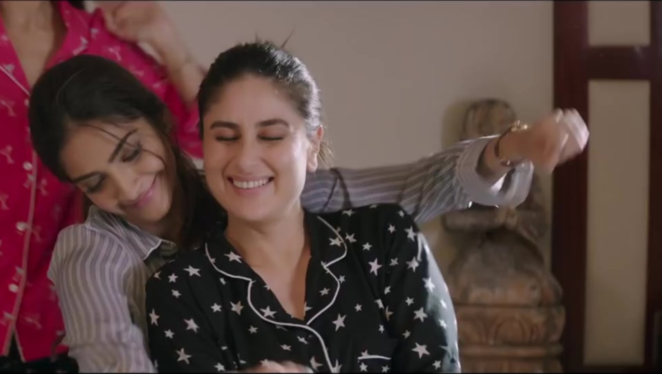 kareena kapoor night dress