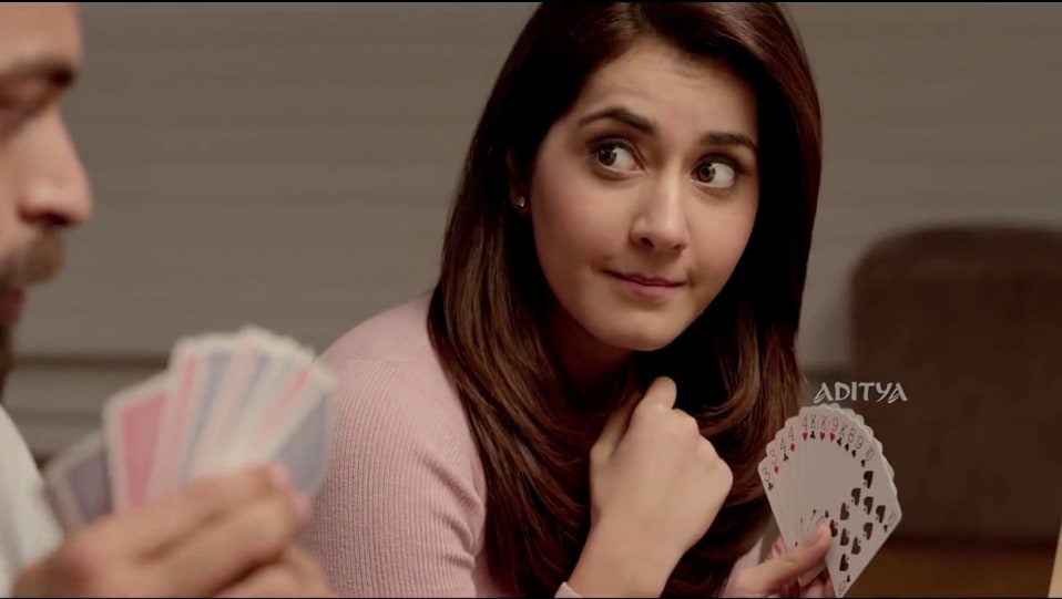 tholi prema rashi khanna dresses