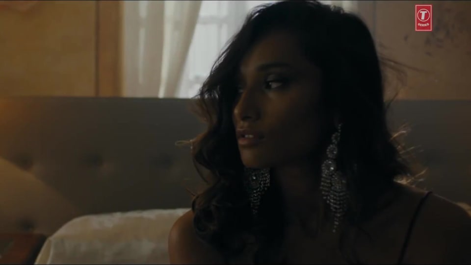 Actors Name Age Wiki Height Birth Place Career Details Makhna Single 2018 Charmboard Listen to makhna song by neha kakkar, singhsta, allistair, pinaki, yo yo honey singh, sean now on jiosaavn. charmboard