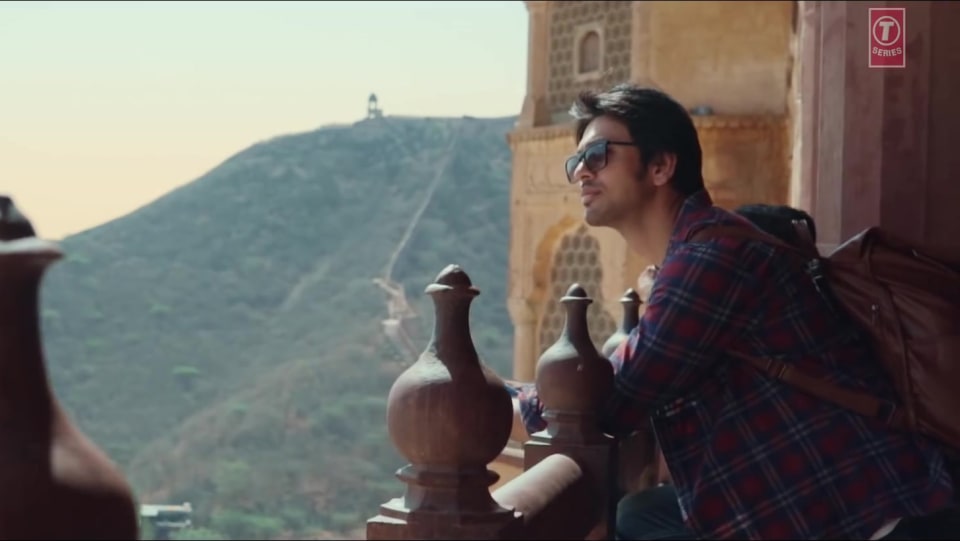 Lalit Prabhakar Celebrity Style In Ae Mere Des Single 2019 From Ae Mere Des Charmboard Tall, smart with simplicity, he is becoming. formalshirts