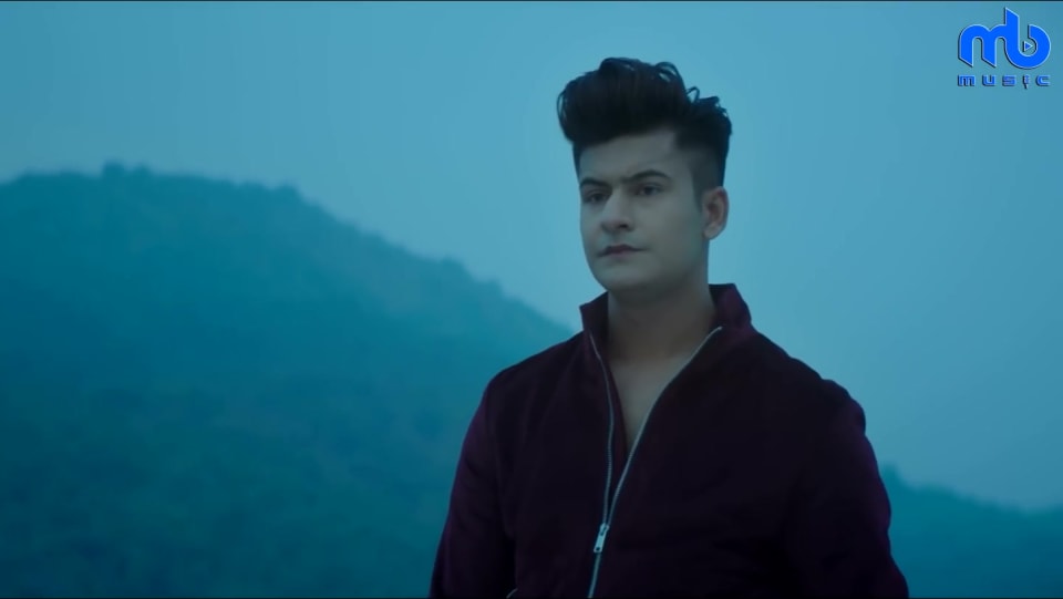 Manjul Celebrity Style In Mujhe Kaise Pata Na Chala Mujhe Kaise Pata Na Chala 2018 From Mujhe Kaise Pata Na Chala Charmboard Saamne tu hai saamne main hoon phir jaane kaisa parda hai. jacket