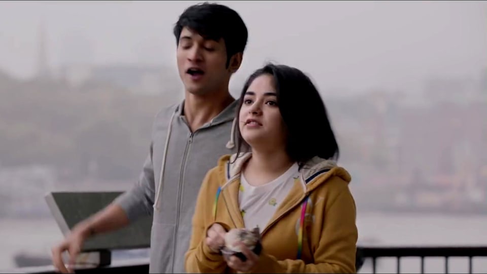 Actors Name Age Wiki Height Birth Place Career Details Official Trailer The Sky Is Pink 2019 Charmboard Zaira wasim, 23 ekim 2000'de srinagar şehir merkezinde zahid ve zarqa wasim'de mueslueman bir ailenin cocugu olarak duenyaya geldi. actors name age wiki height birth