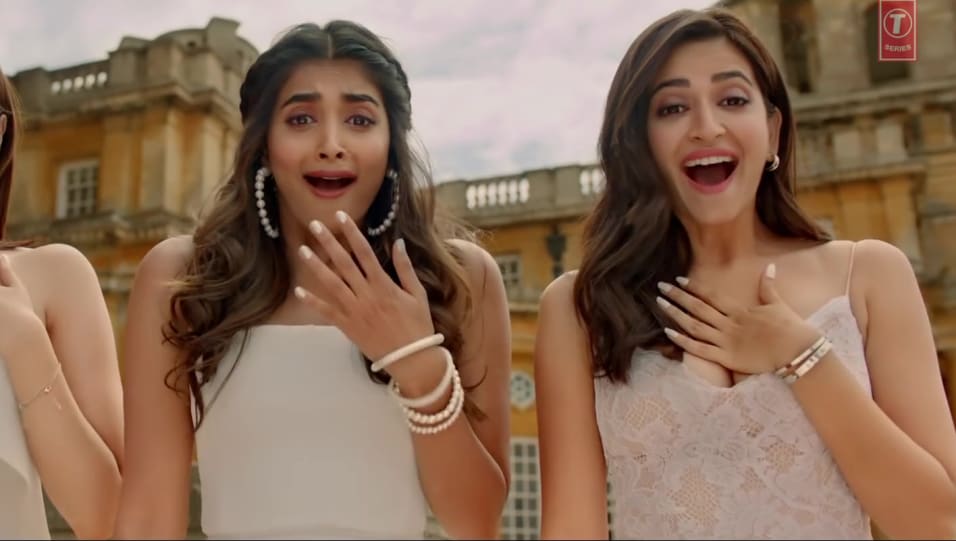 Actors Name Age Wiki Height Birth Place Career Details Ek Chumma Housefull 4 2019 Charmboard Distributie kriti sanon, akshay kumar. ek chumma housefull 4 2019 charmboard