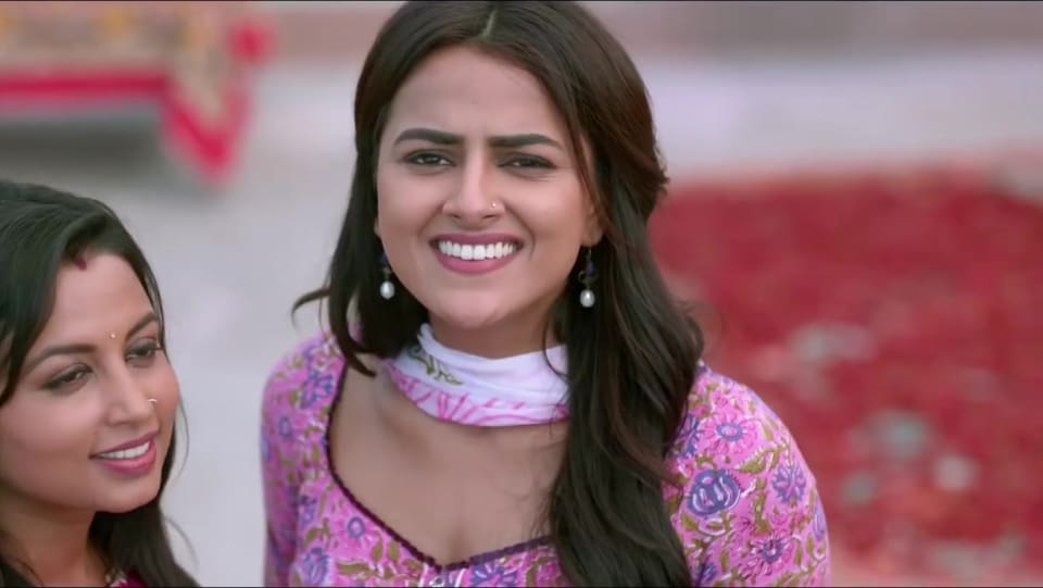 Shraddha Srinath Celebrity Style In Jobless Milan Talkies 2019 From Jobless Charmboard Milan talkies is apparently a love letter to cinema by tigmanshu dhulia, pulp cinema to be specific. salwarsuit
