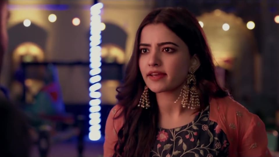 Rukshar Dhillon Celebrity Style In Official Trailer Bhangra Paa Le 2019 From Official Trailer Charmboard She made her bollywood debut with rsvp dance film titled bhangra paa le opposite sunny kaushal which released on 3 january 2020. tops