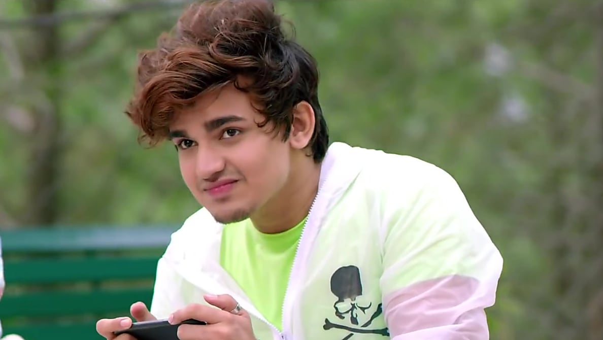 Vishal Pandey Celebrity Style In Sunda Ni Single 2019 From Sunda Ni Charmboard