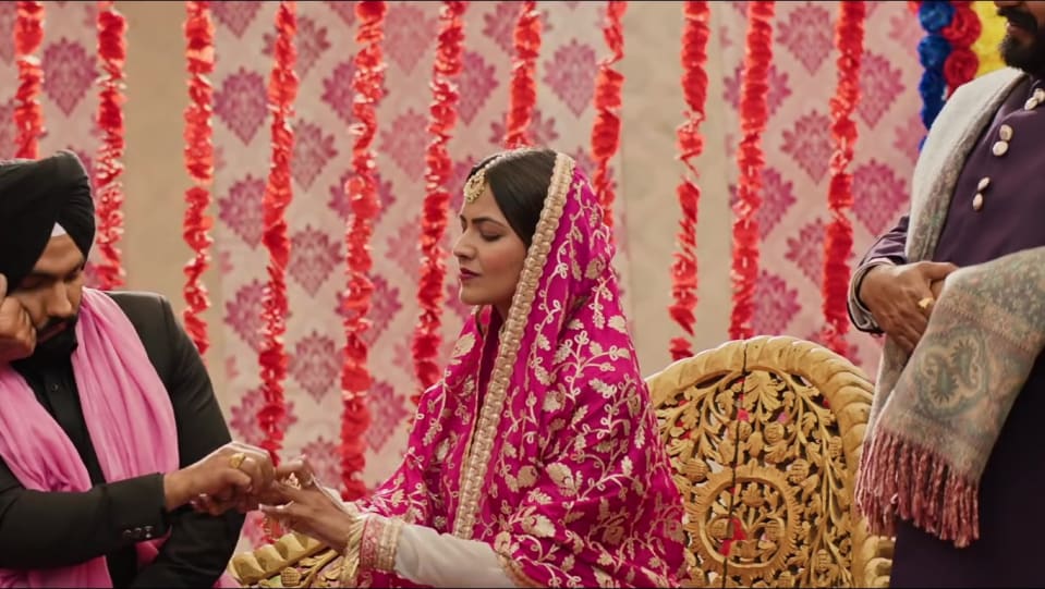 Sonia Kour Celebrity Style In Dharti Te Nikka Zaildar 3 2019 From Dharti Te Charmboard Description in a satire and energizing atmosphere, this film pursues a very stingy man named bhaag singh. charmboard