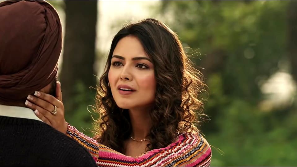 Sonia Kour Celebrity Style In Dharti Te Nikka Zaildar 3 2019 From Dharti Te Charmboard Sonia kour as dimple, though had a minimal role. shrug