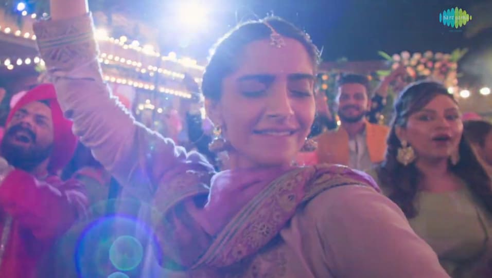 Actors Name Age Wiki Height Birth Place Career Details Gud Naal Ishq Mitha Ek Ladki Ko Dekha Toh Aisa Laga 2019 Charmboard O rabba laag na kise nu jaave. charmboard