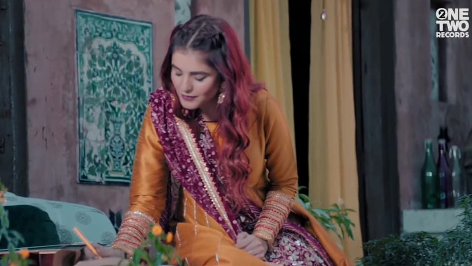 Actors Name Age Wiki Height Birth Place Career Details Baari Single 2019 Charmboard Age, weight, height, what she did before fame, her family life latest information about her on social (let's click to find what you are looking for). actors name age wiki height birth