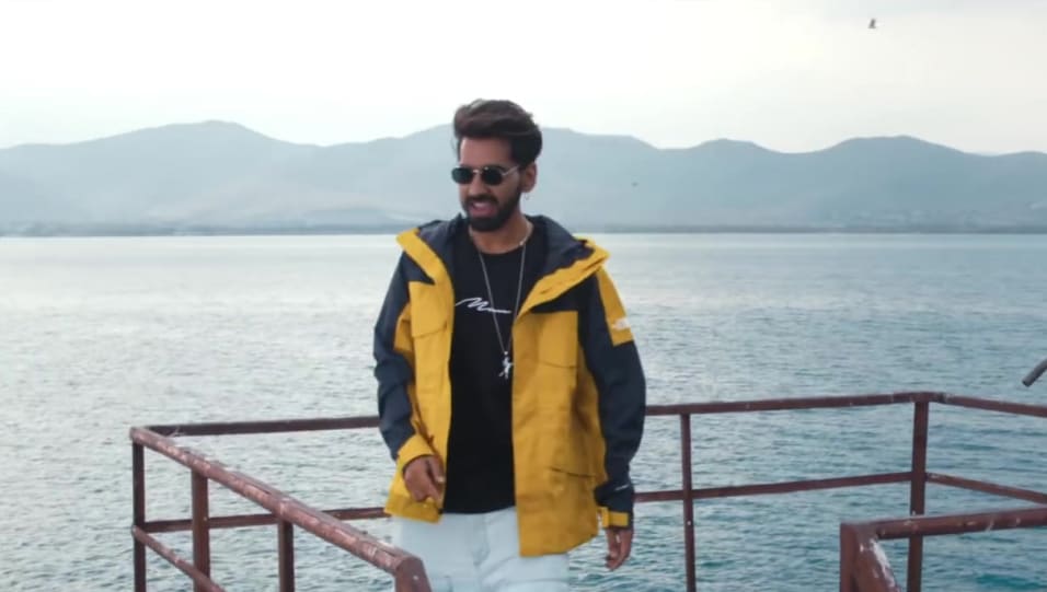 Maninder Buttar In White Jeans Outfit Celebrity Clothing Charmboard charmboard