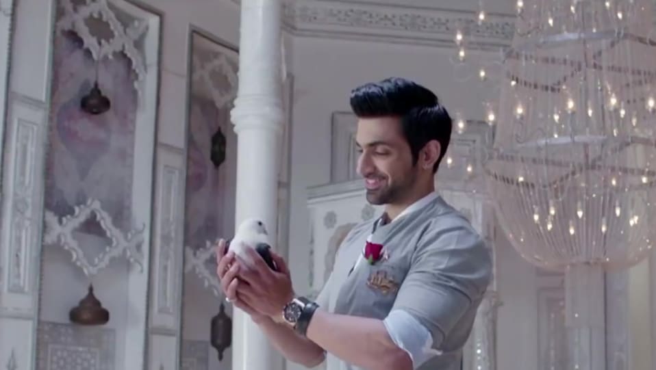 Arjit Taneja Jewellery Accessories From Bahu Begum Coming Soon Colorstv 2019 Celebrity Jewellery Charmboard Wajah aktor arjit taneja pastinya sudah tak asing buat kamu pencinta serial india. charmboard