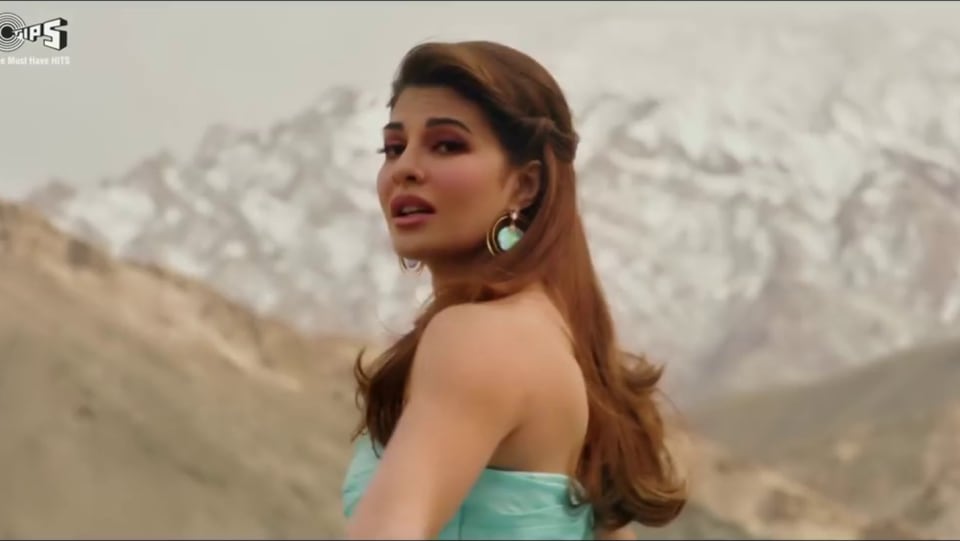 Jacqueline Fernandez Celebrity Style In Selfish Race 3 2018 From Selfish Charmboard Being a model, bollywood actress, and former winner of miss universe sri lanka, #jacquelinefernandez definitely is a triple.