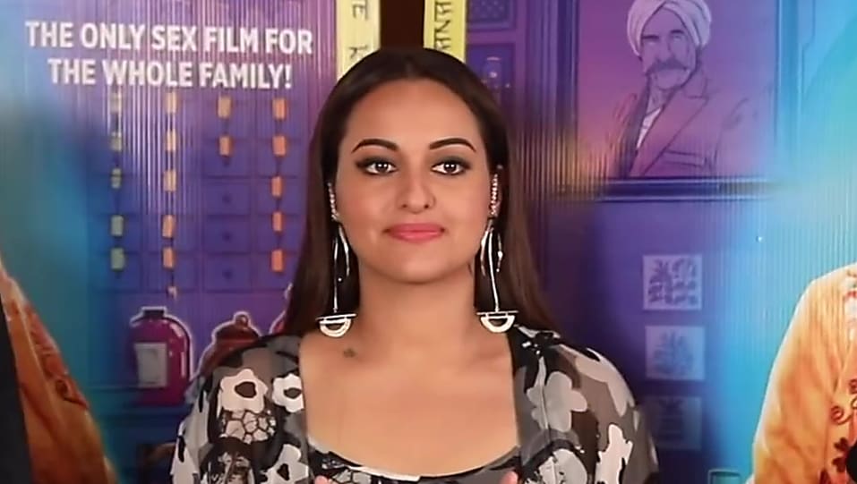Get Sonakshi Sinha Sleek Straight Hair Hairstyle In Kunal Chhabhria