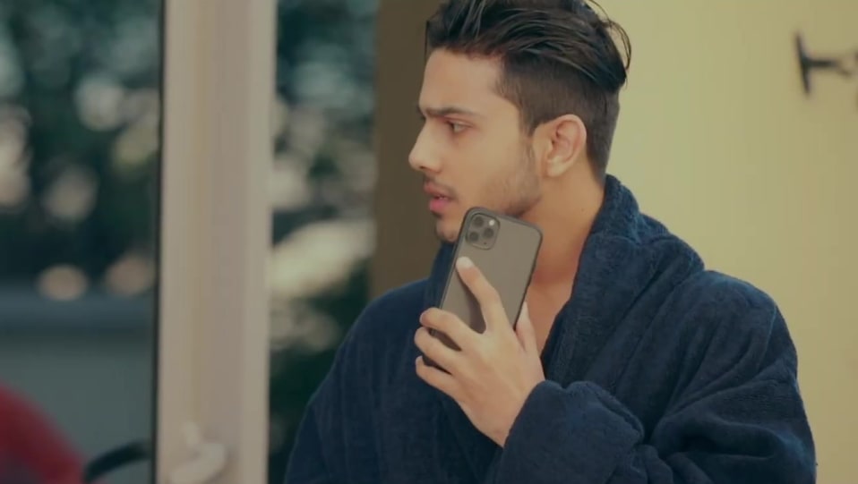 Sunny Chopra Celebrity Fashion Footwear In Outfit Name Charmboard 47,285 likes · 439 talking about this. robe