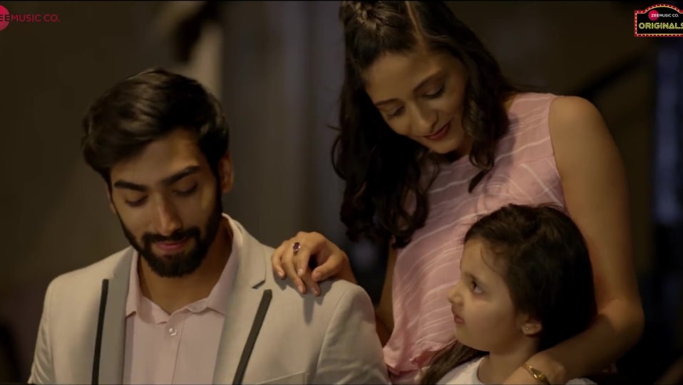 Lakshay Pathania Jewellery Accessories From Gustakhiyan Single 2018 Celebrity Jewellery Charmboard Released on december 1st, 2018. charmboard