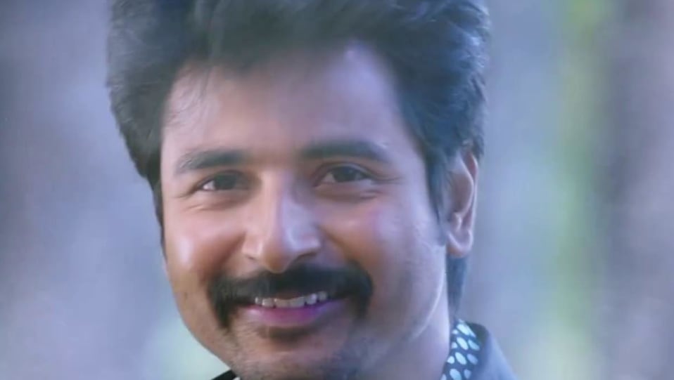 Sivakarthikeyan Celebrity Style In Un Mele Oru Kannu Rajini Murugan 2016 From Un Mele Oru Kannu Charmboard Naan mahaan alla music : casualshirts