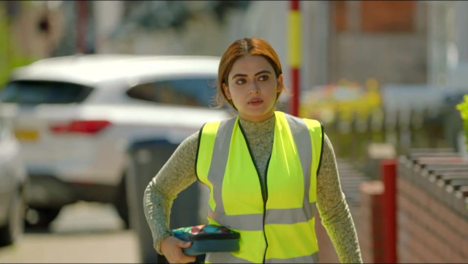 Simi Chahal Celebrity Style In Aaban De Deson Chal Mera Putt 2019 From Aaban De Deson Charmboard A lighthearted comedy about a group of illegal punjabi immigrants living in the city of. pullover