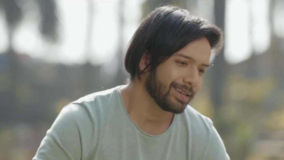 Keshav Dhanraj Celebrity Style In Kahin Door Single 2019 From Kahin Door Charmboard Are you looking to get in touch with keshav dhanraj for commercial opportunities ? tees