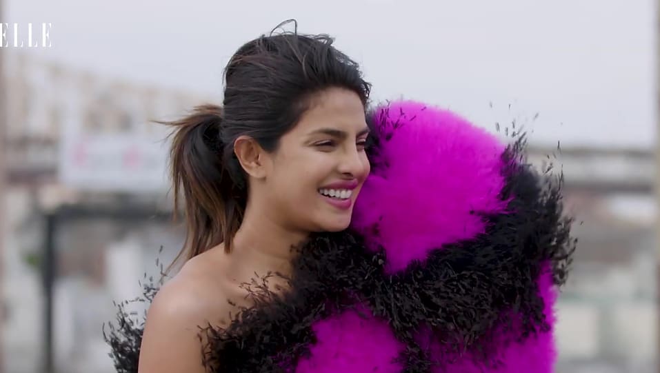 Get Priyanka Chopra Messy Straight Ponytail Hairstyle In Elleuktv