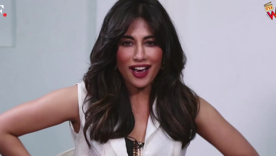 Celebrity Makeup Of Chitrangada Singh From Saif Ali Khan Chitrangada Singh Rohan Mehra Its A Wrap Firstpost 2018 Charmboard Homemade natural makeup recipes i get a lot of questions about natural makeup options, and this was definitely one of the tougher things for me pretty girls beauty for your eyes 2 pretty girls beauty for your eyes 2. charmboard