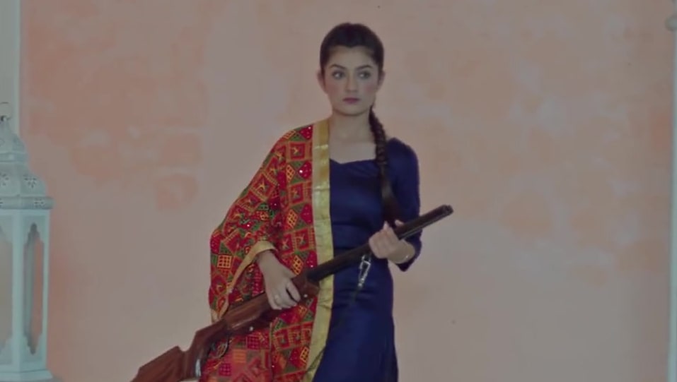 Amulya Rattan Celebrity Style In Tabbar Attwadiyan Da Single 2020 From Tabbar Attwadiyan Da Charmboard Amulya rattan is an actress, known for mx takatak fame house (2020) and karan randhawa: charmboard