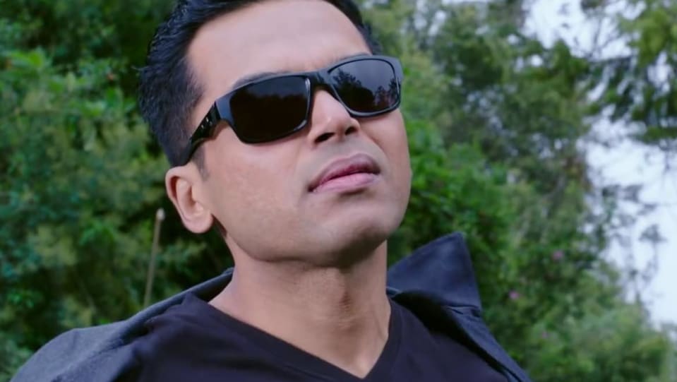 Karthi Celebrity Style In Kaatru Veliyidai Nallai Allai 2017 From Nallai Allai Charmboard Fighter pilot varun (karthi) is captured during a war and recalls his romance with leela (aditi rao) while being held prisoner in opponent's camp. tees