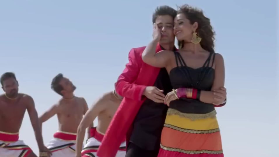 Rahul Bagga Celebrity Style In Official Trailer Kissebaaz 2019 From Official Trailer Charmboard Official trailer phamous jimmy sheirgill jackie shroff kay kay pankaj tripathi mahie gill. casualshirts