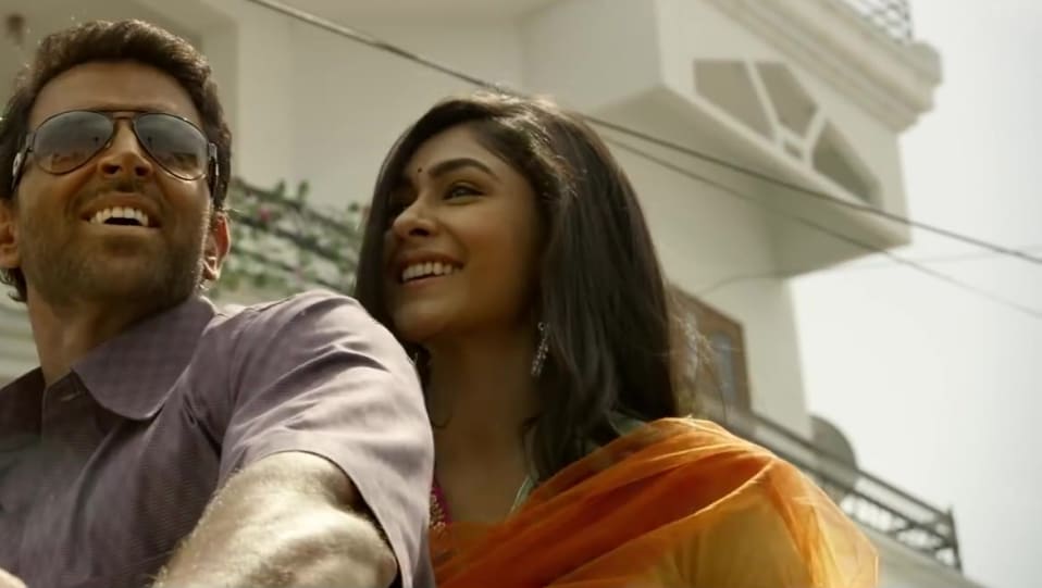 Mrunal Thakur Celebrity Style In Paisa Super 30 2019 From Paisa Charmboard Rashmi rajput is an actress and producer, known for aasud (2019), bhaukaal (2020) and the list (2019).