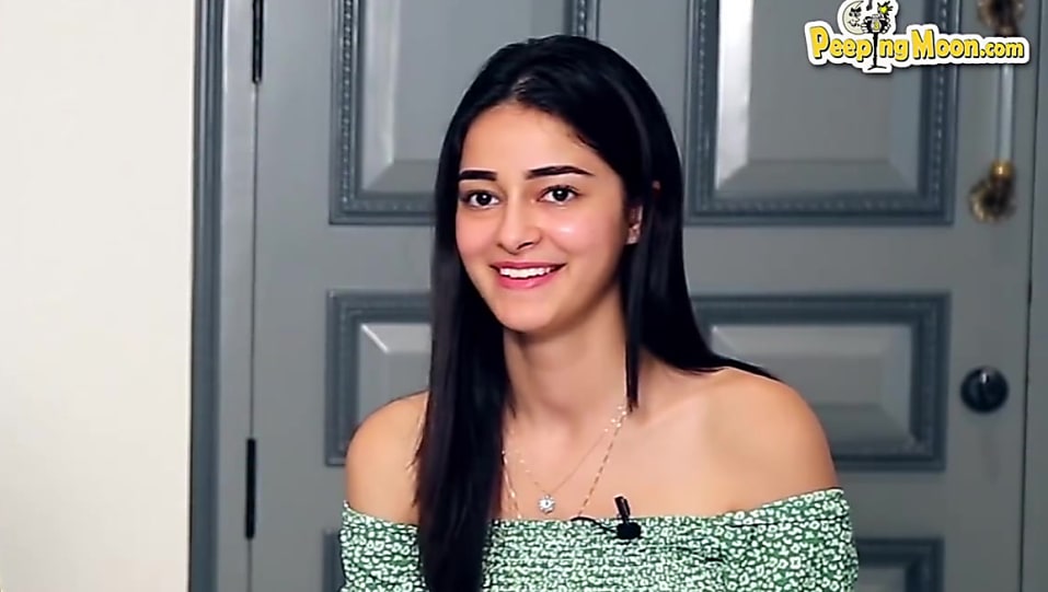 Get Ananya Pandey Sleek Straight Hair Hairstyle In Peepingmoon