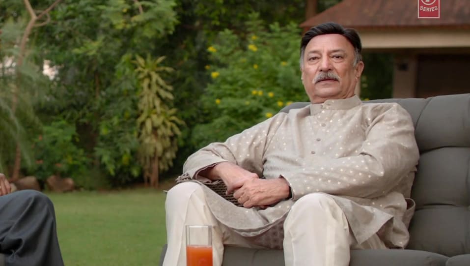 Suresh Oberoi In Grey Kurta Outfit Celebrity Clothing Charmboard As a senior and a topper in one of delhi's most reputed medical institutes, he wields immense power. kurta