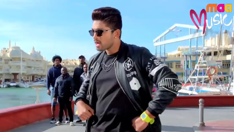 Allu Arjun in Black Jeans Outfit - Celebrity Clothing | Charmboard