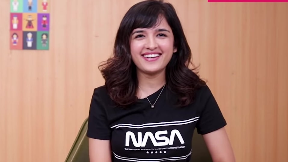 Celebrity Hairstyle of Shirley Setia from Interview, Pinkvilla, 2020 |  Charmboard